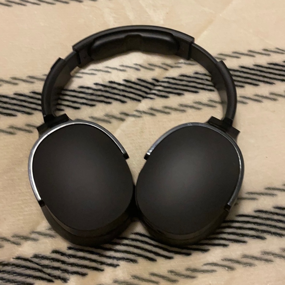 All Black Skull Candy Headphones.